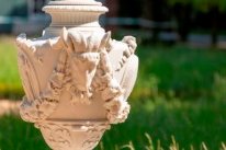 Vase im Garten zur Sandgrube